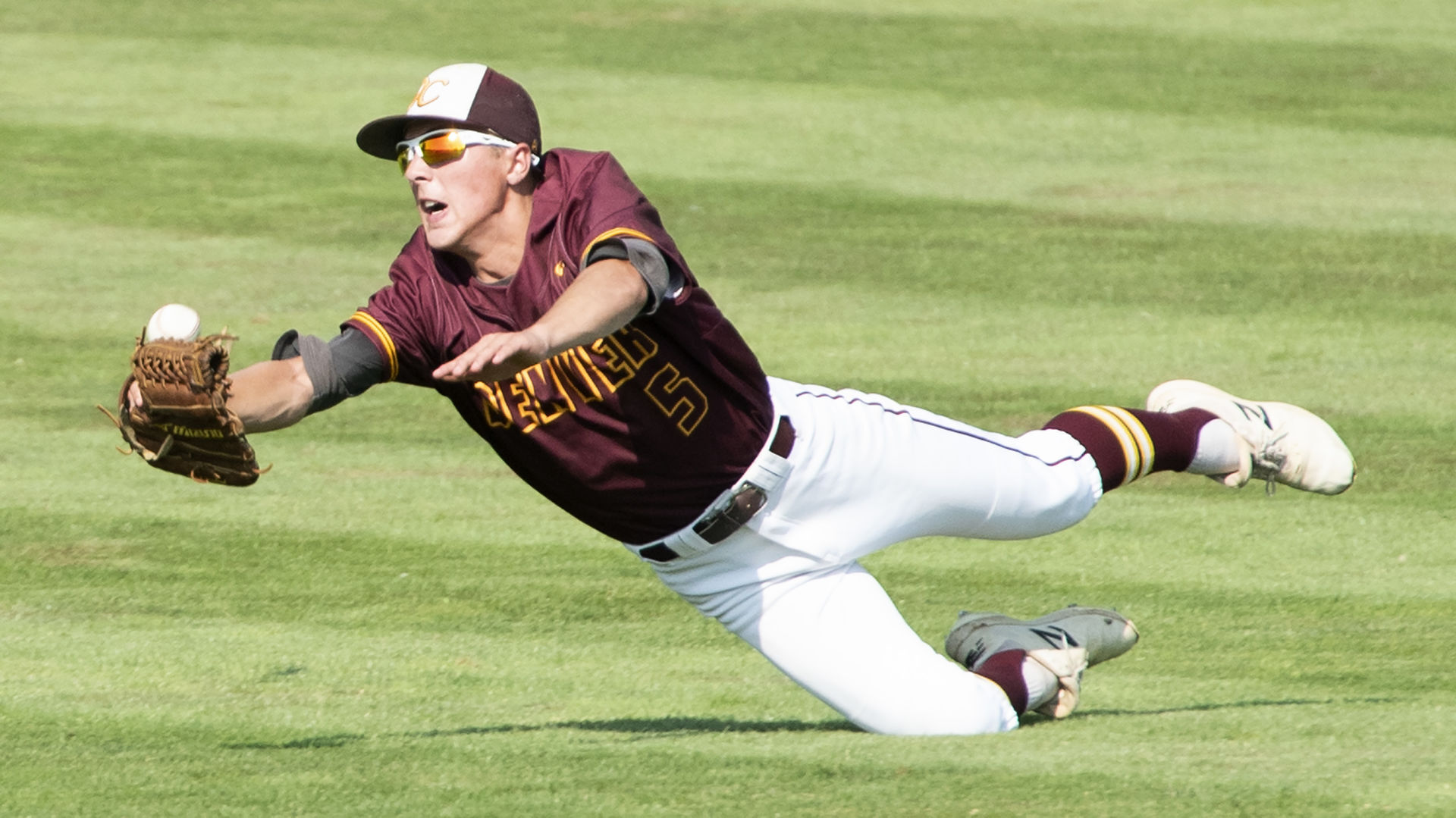 Camanche vs Denver state baseball